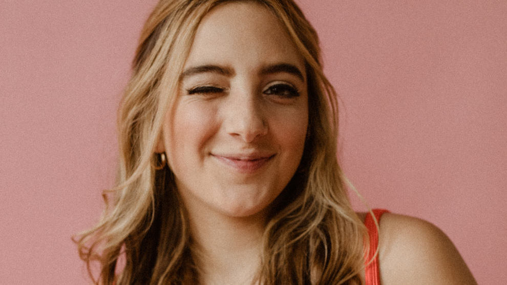 Zoeymaywoods Insight into a Rising Digital Personality